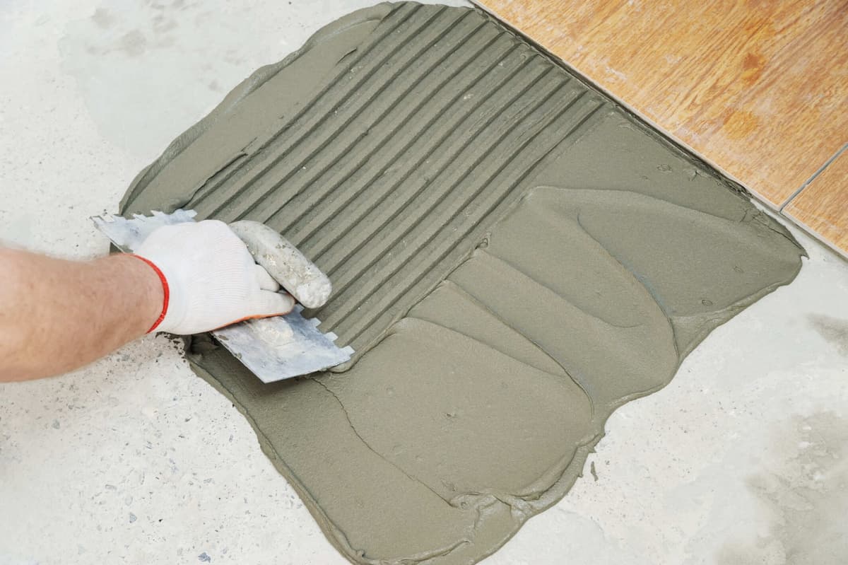 Расход клея для ПВХ покрытий